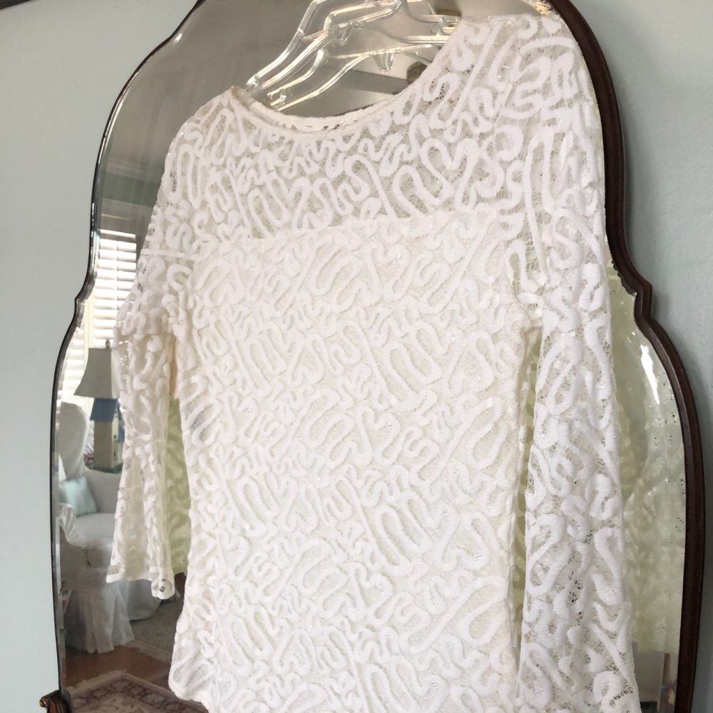 Dressy top for the holiday !!